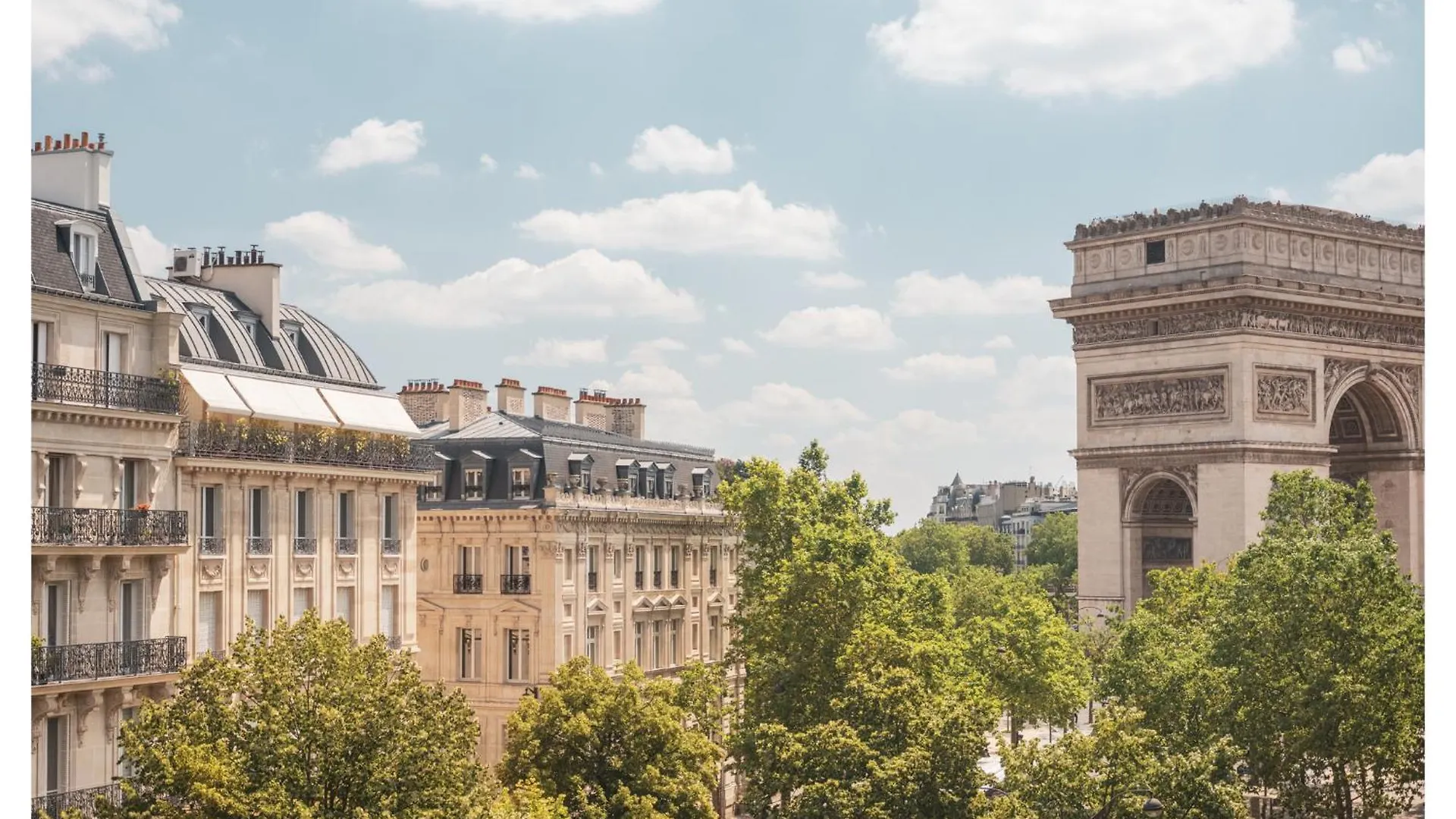 Miss Fuller Hotel Paris